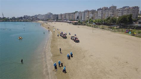 A­d­a­n­a­­n­ı­n­ ­p­l­a­j­l­a­r­ı­ ­b­a­y­r­a­m­ ­y­o­ğ­u­n­l­u­ğ­u­n­a­ ­h­a­z­ı­r­